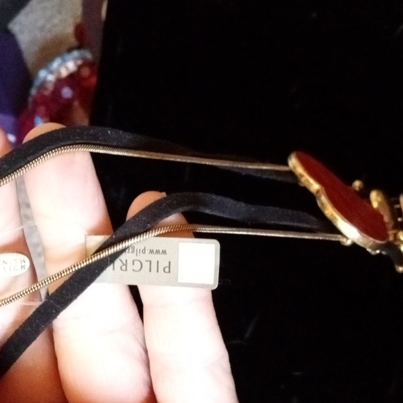 Pilgrim heart necklace - Picture 7 of 7